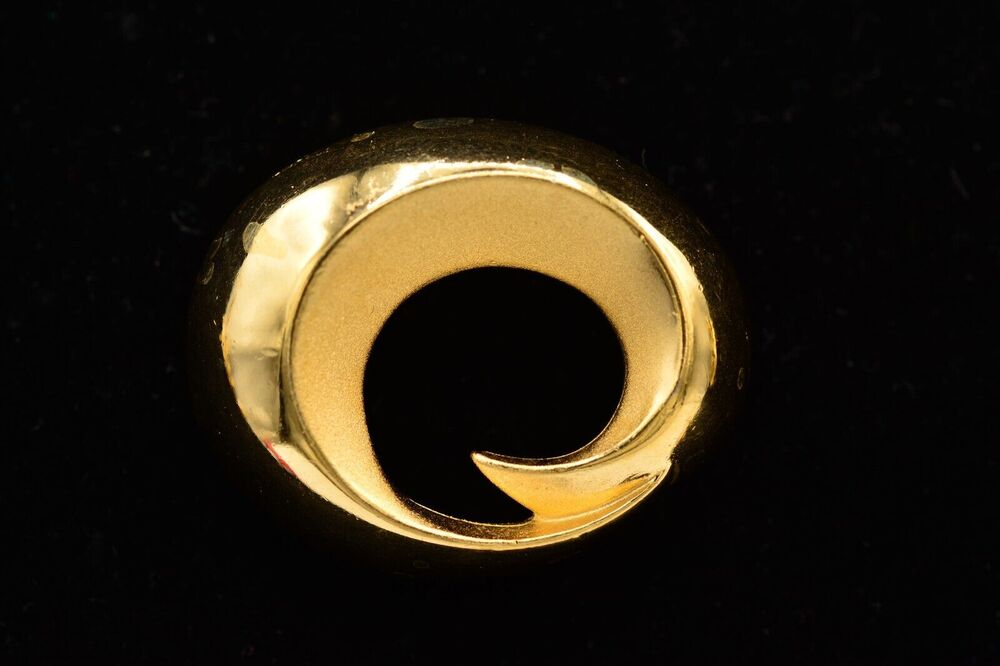 Givenchy Vintage Brooch Pin Round Brushed Gold Metallic Textured Signed BinAC